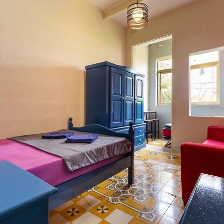 Quiet Twin Room With Private Bathroom, Not Ensuite Sliema Exterior photo