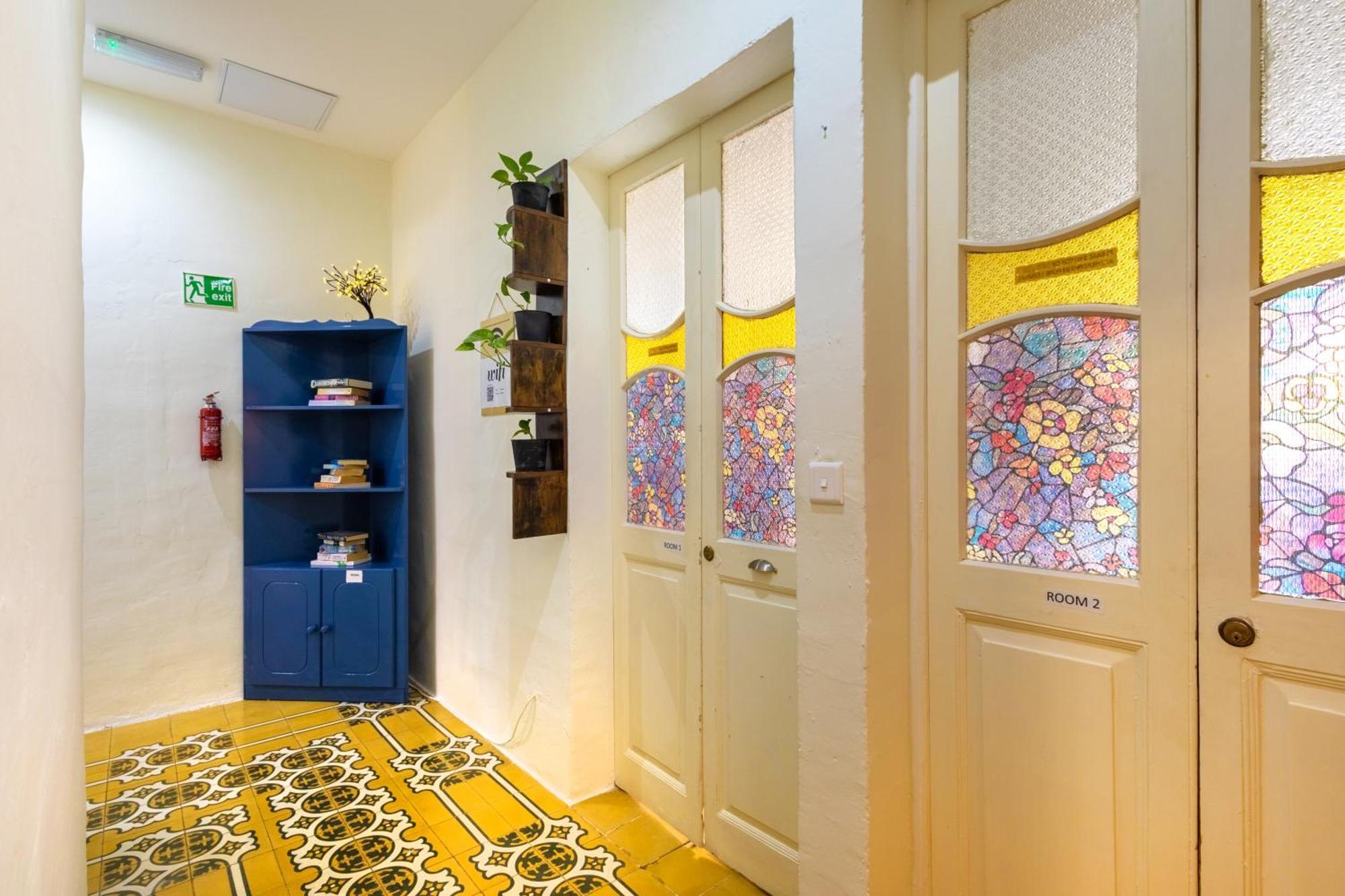 Quiet Twin Room With Private Bathroom, Not Ensuite Sliema Exterior photo